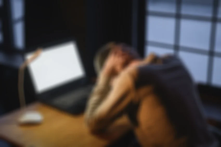 وقعتُ في هاوية الشذوذ.. وأبحث عن حبل النجاة