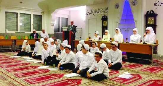 التحديات الثقافية والإعلامية التي تواجه التعليم الديني للمسلمين حول العالم