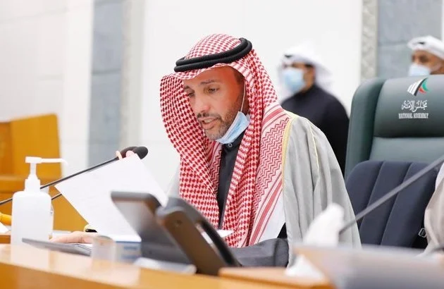 الغانم: طلبنا من الحكومة تخصيص غرفة عزل للنواب المصابين