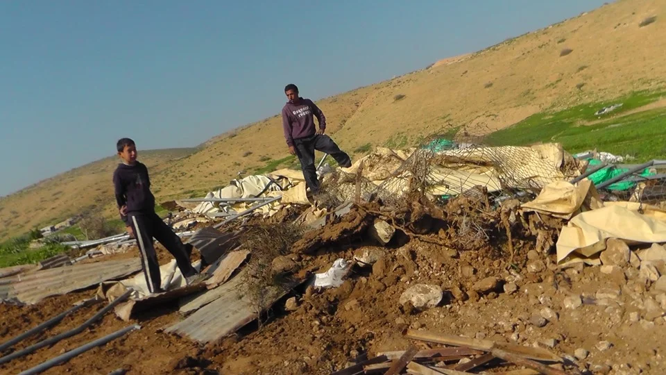 تطور خطير.. الاحتلال يعلن الحرب على الوجود الفلسطيني بمناطق "ج" في الضفة