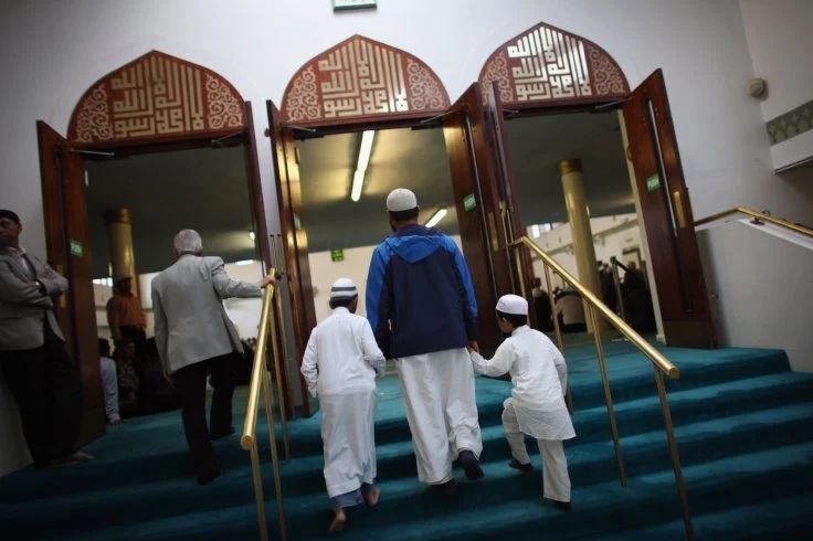 كيف تستثمر رمضان في تربية أبنائك؟