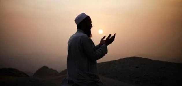 في سر العبودية وأصلها وغايتها وحكمتها