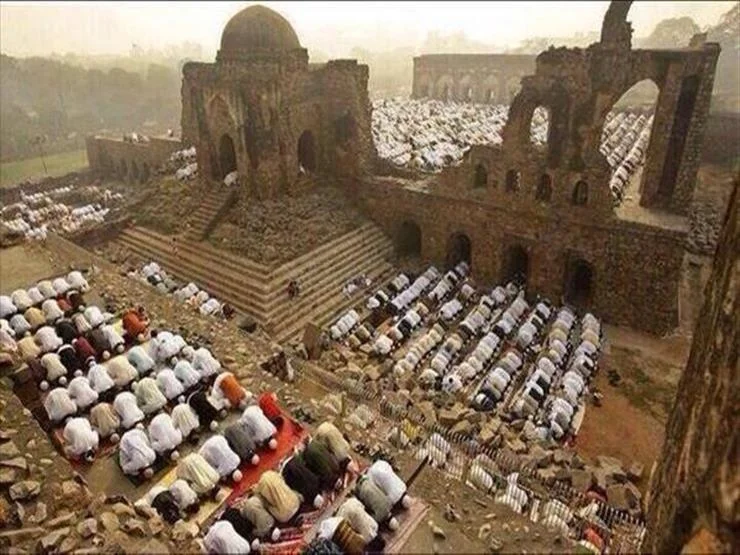 دلالات تسليم "المسجد البابري" للهندوس لبناء معبد فوقه
