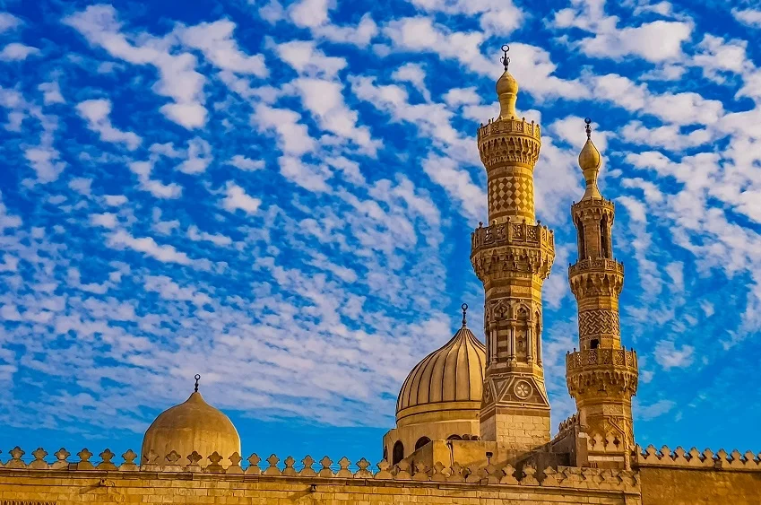 عين على الأزهر.. لصالح مَنْ يتجه قانون الأحوال الشخصية بمصر؟