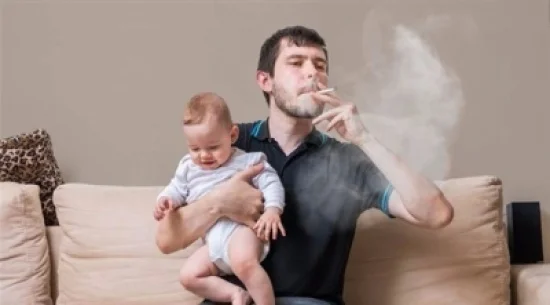 دراسة: تدخين الآباء أكثر خطورة على قلب الأطفال من تدخين الأمهات