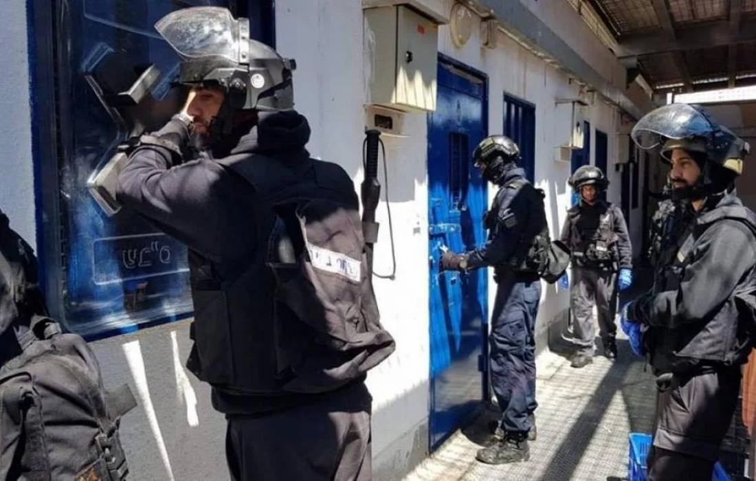 المتطرف بن غفير يوقف الإفراج المبكر عن الأسرى الفلسطينيين