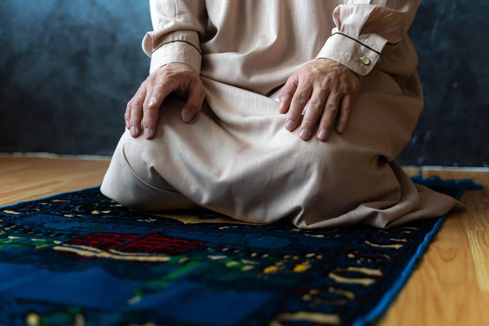العبادة في الإسلام.. شمولها وشروطها