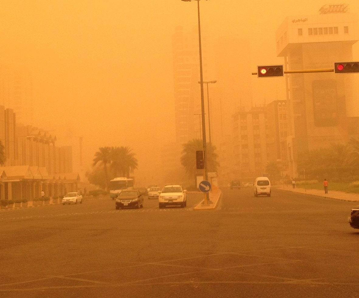 صورة ارشيفية لموجة غبار في الكويت